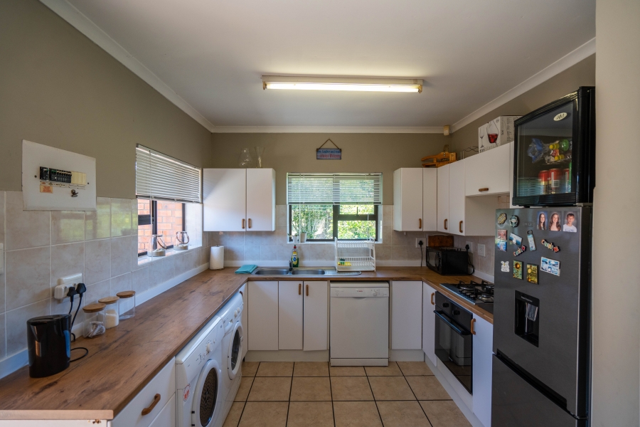 3 Bedroom Property for Sale in Seafield Eastern Cape